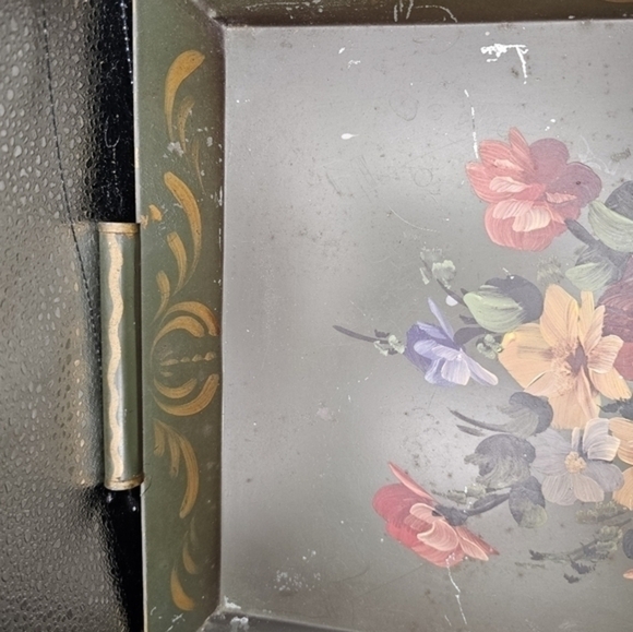 Vintage hand  painted metal‎ tray - Picture 4 of 7
